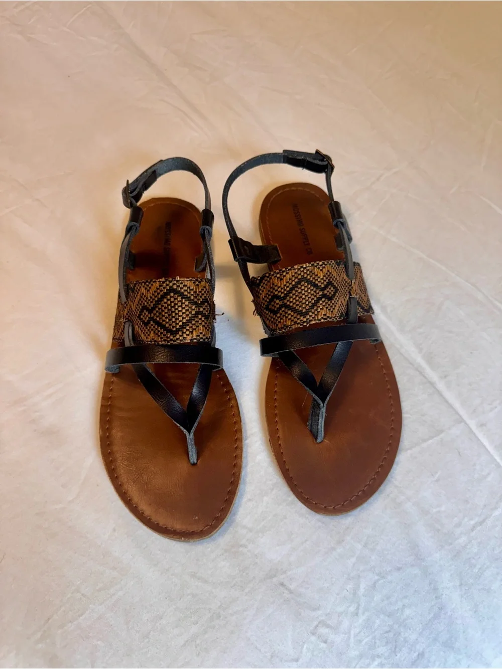 Mossimo Sonora Black Woven T-Strap Sandals Size 8.5 Boho Ankle Strap